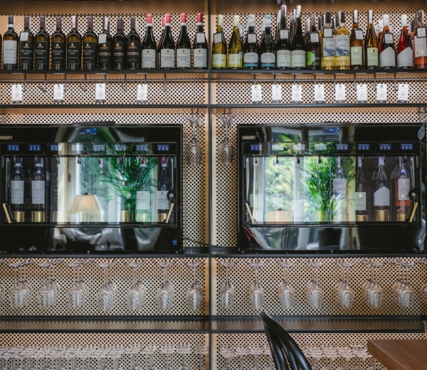 BARaWINO - winebar i sklep Kondrat Wina Wybrane w Warszawie